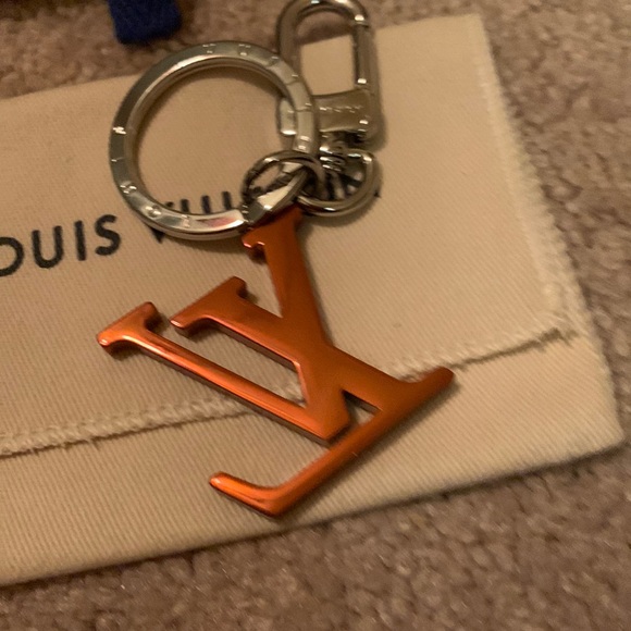 SOLD🛑Louis Vuitton Colors Bag Charm - Picture 3 of 13